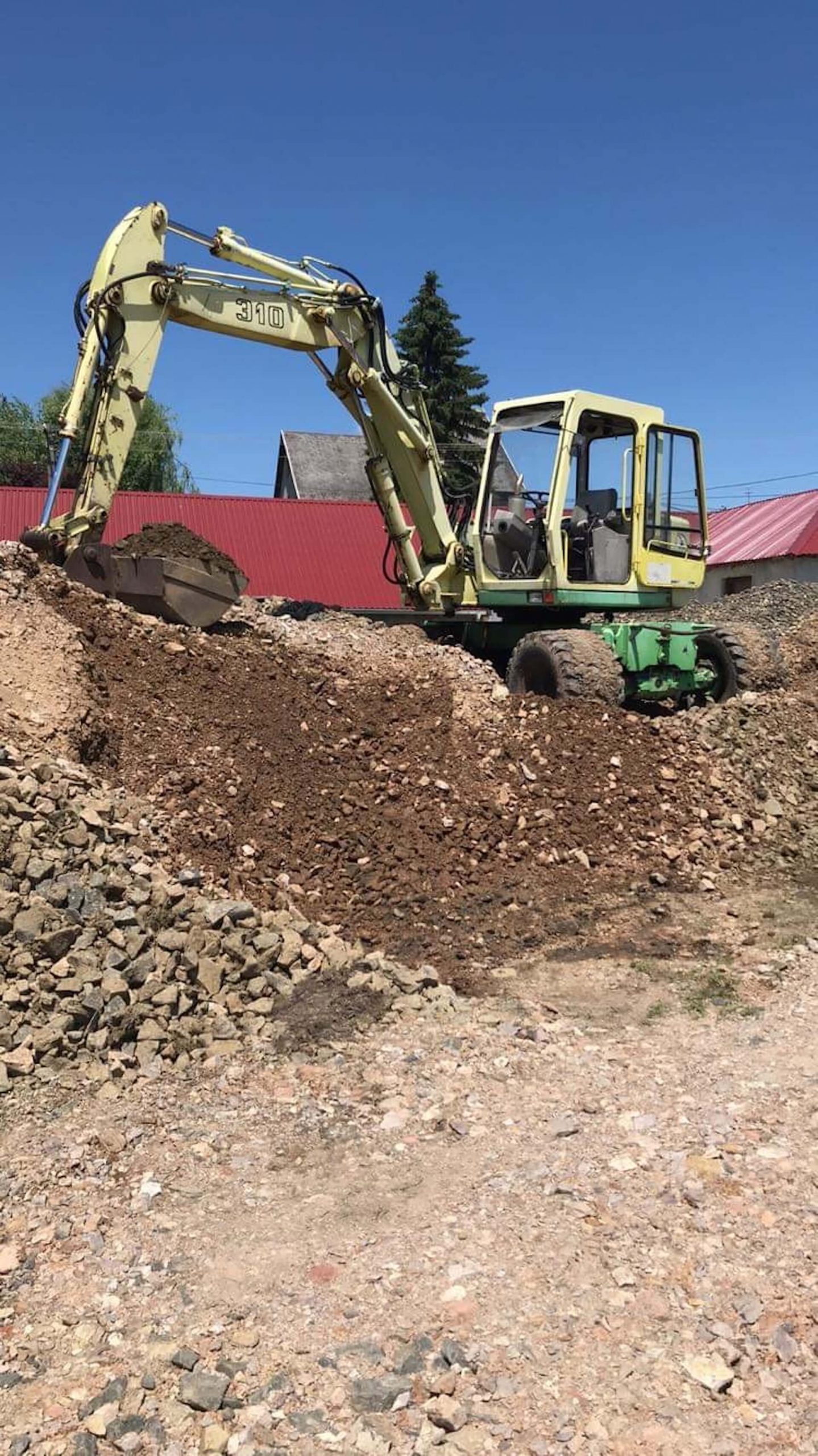liebherr-310